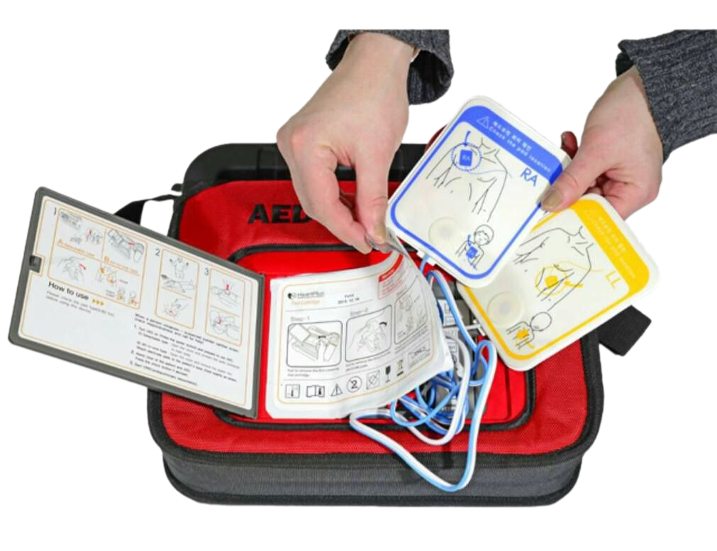 เครื่องกระตุกหัวใจไฟฟ้า พร้อมแผ่นแปะ AED 4 Four แผ่นสื่อนำไฟฟ้า แผ่นช็อค